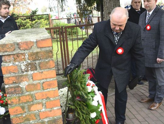 048-odsloniecie-tablicy-nekla-11-11-2019-49