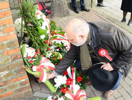 074-odsloniecie-tablicy-nekla-11-11-2019-75