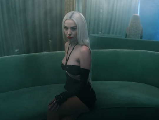 Ava Max - Million Dollar Baby